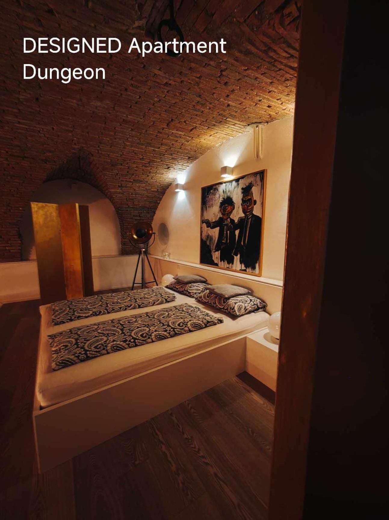 Dungeon Apartment Ljubljana Eksteriør billede